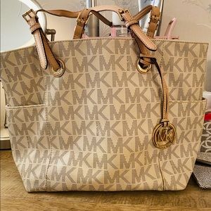 Michael Kors shoulder bag